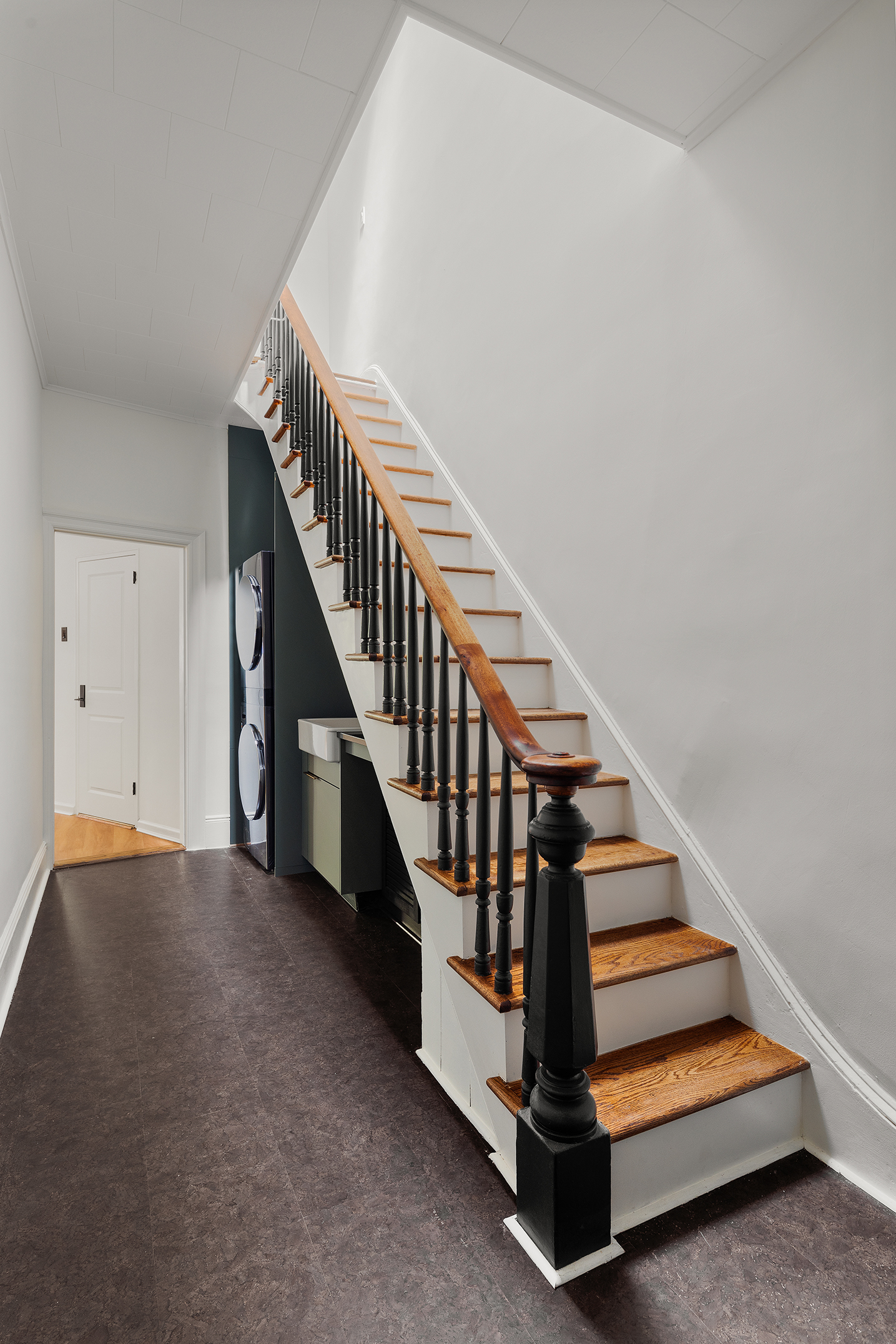 189 Freeman Street Brooklyn, NY 11222 - Photo 7 of 13