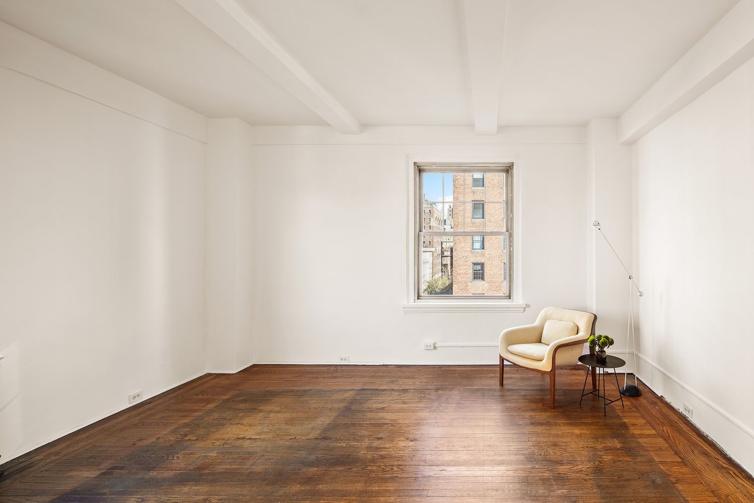 $1,525,000 | 30 5th Avenue, Unit 8G | Greenwich Village