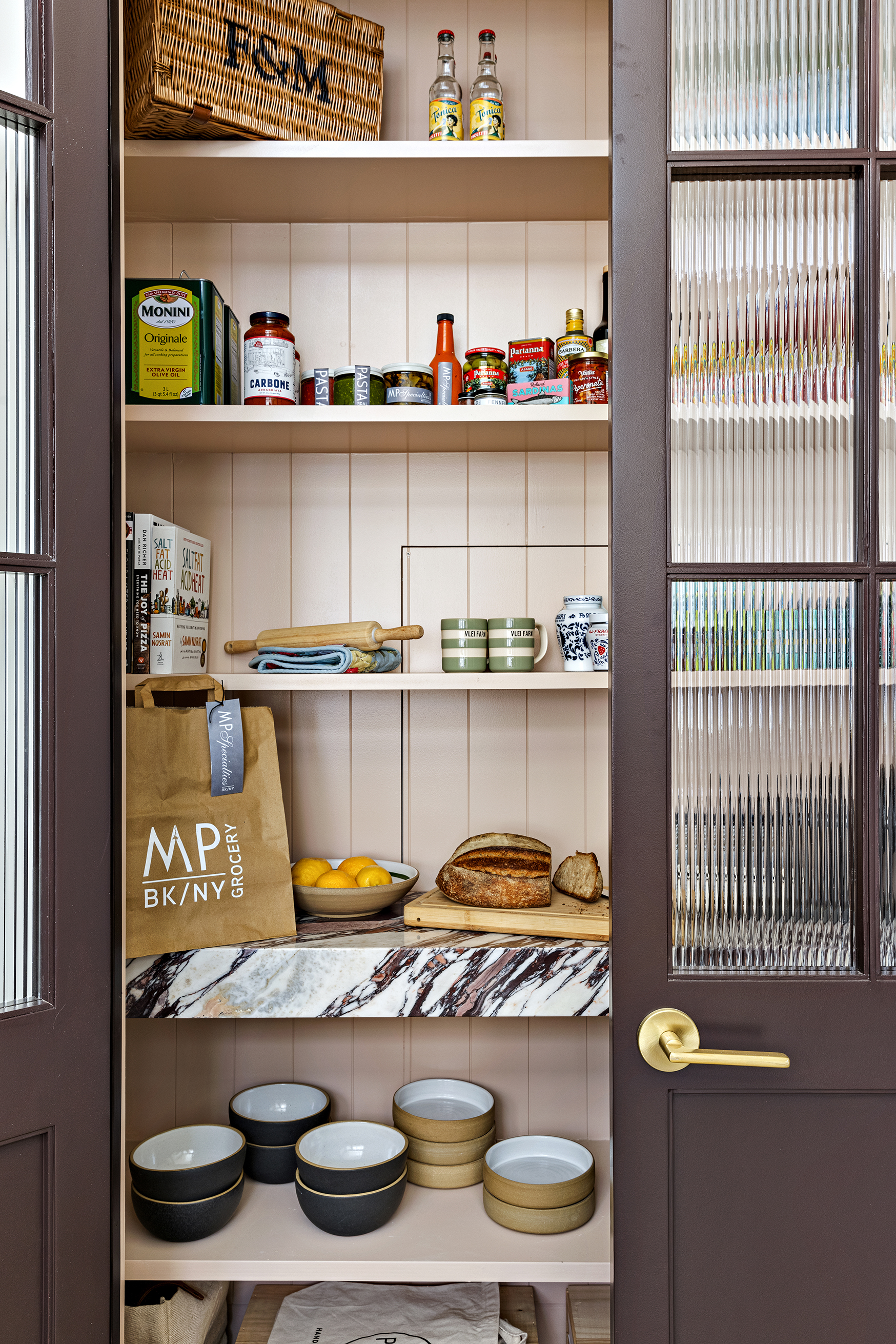 93 Worth Street, Unit 311 Manhattan, NY 10013 - Photo 6 of 17 a kitchen with a stove top oven