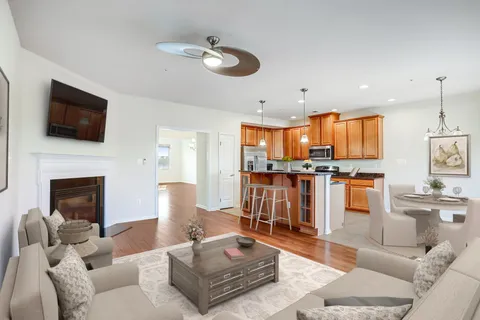 $549,000 | 454 Exchange Avenue, Gaithersburg, MD 20878