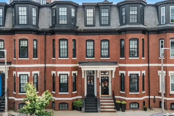$2,799,000 | 795 East 4th Street, Boston, MA 02127