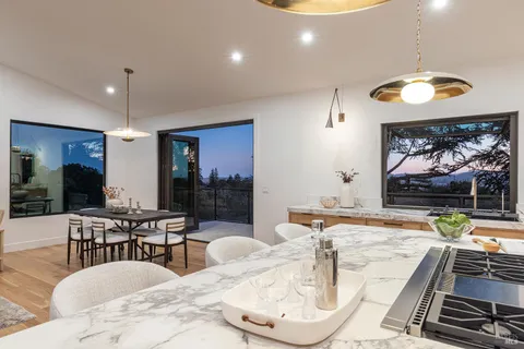 $2,850,000 | 559 East Spring Street, Napa, CA 94559