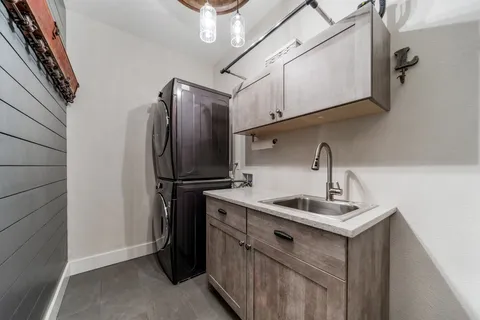$1,075,000 | 25421 East Indore Drive, Aurora, CO 80016