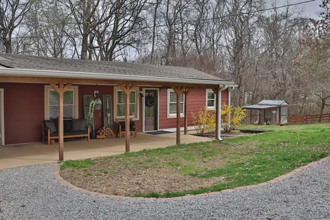 $470,000 | 1660 Leatherwood Road, White Bluff, TN 37187
