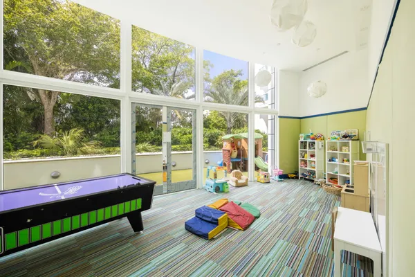 $1,600,000 | 2127 Brickell Avenue, Unit 1805, Miami, FL 33129