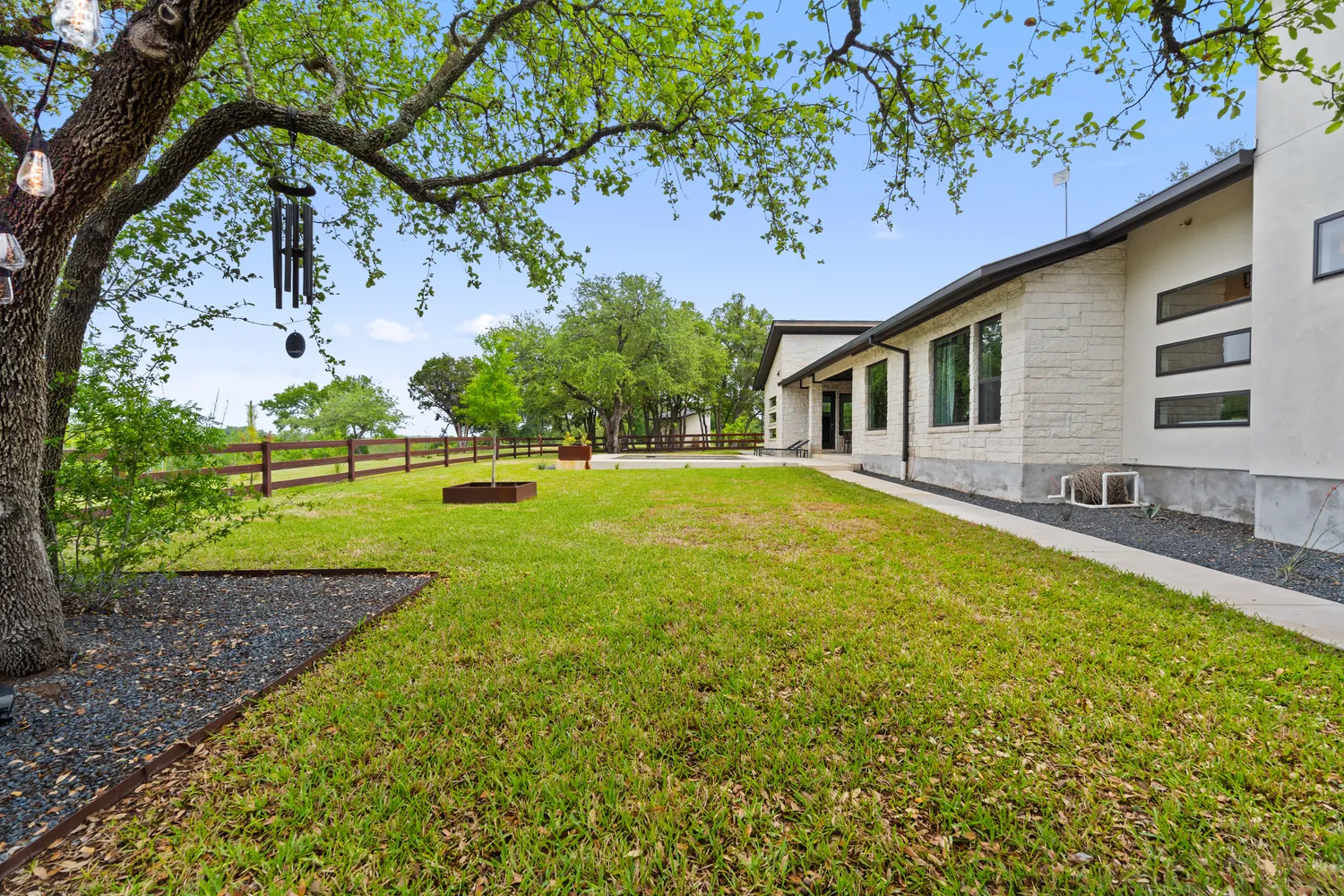 $1,875,000 | 3921 County Road 258, Liberty Hill, TX 78642