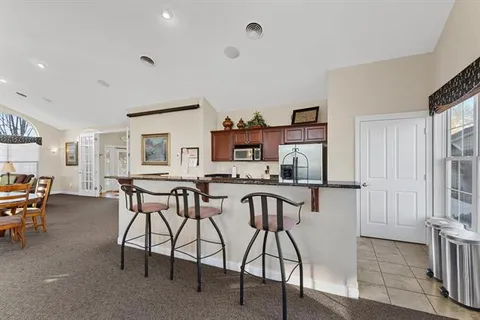 $525,000 | 10 Pond View Way, Fitchburg, WI 53711