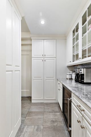 $2,130,000 | 128 Central Park South, Unit 9CD | Central Park South