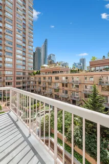 $1,299,000 | 393 West 49th Street, Unit 5NN | Hell's Kitchen