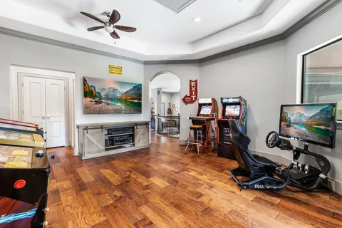 $975,000 | 16015 Fawn Vista, Houston, TX 77068