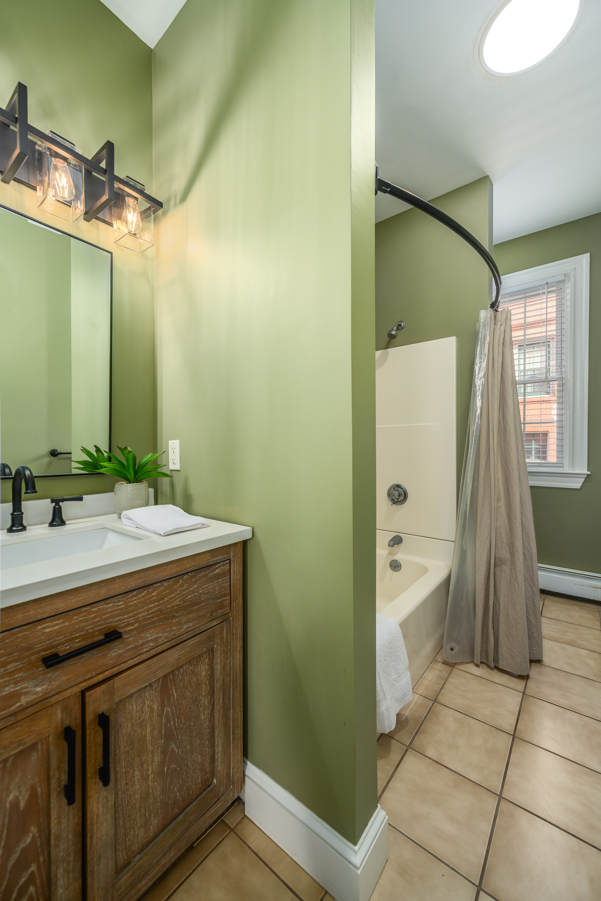 121 Governor Street, Unit 1 Providence, RI 02906 - Photo 11 of 29