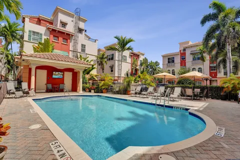 $575,000 | 1033 Northeast 17th Way, Unit 1201, Fort Lauderdale, FL 33304
