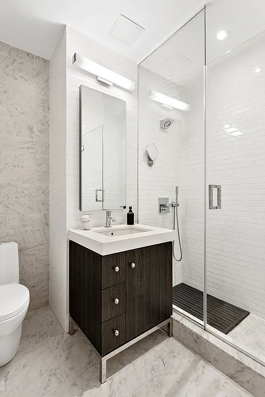 $6,495 | 416 West 52nd Street, Unit 523 | Hell's Kitchen