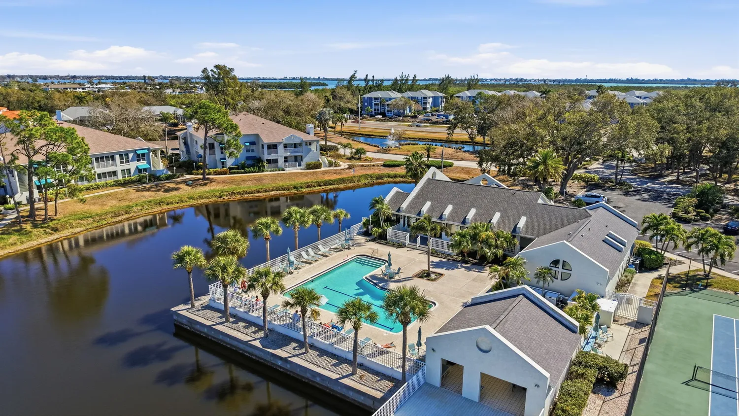 $297,500 | 304 108th Street West, Unit 110, Bradenton, FL 34209