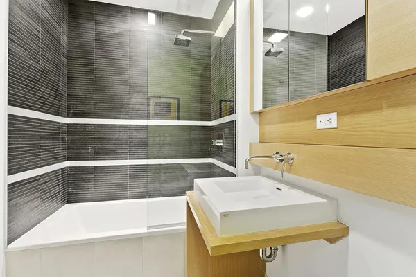 $575,000 | 342 East 110th Street, Unit 8A | East Harlem