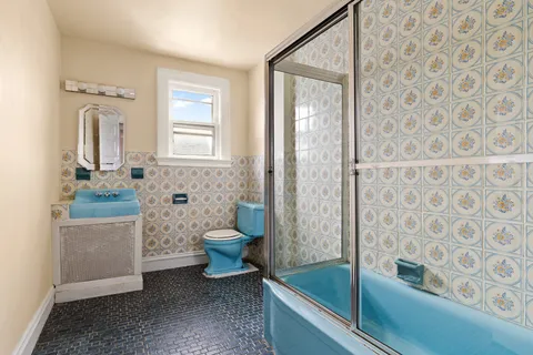 $3,100,000 | 155 Stratford Road | Prospect Park South