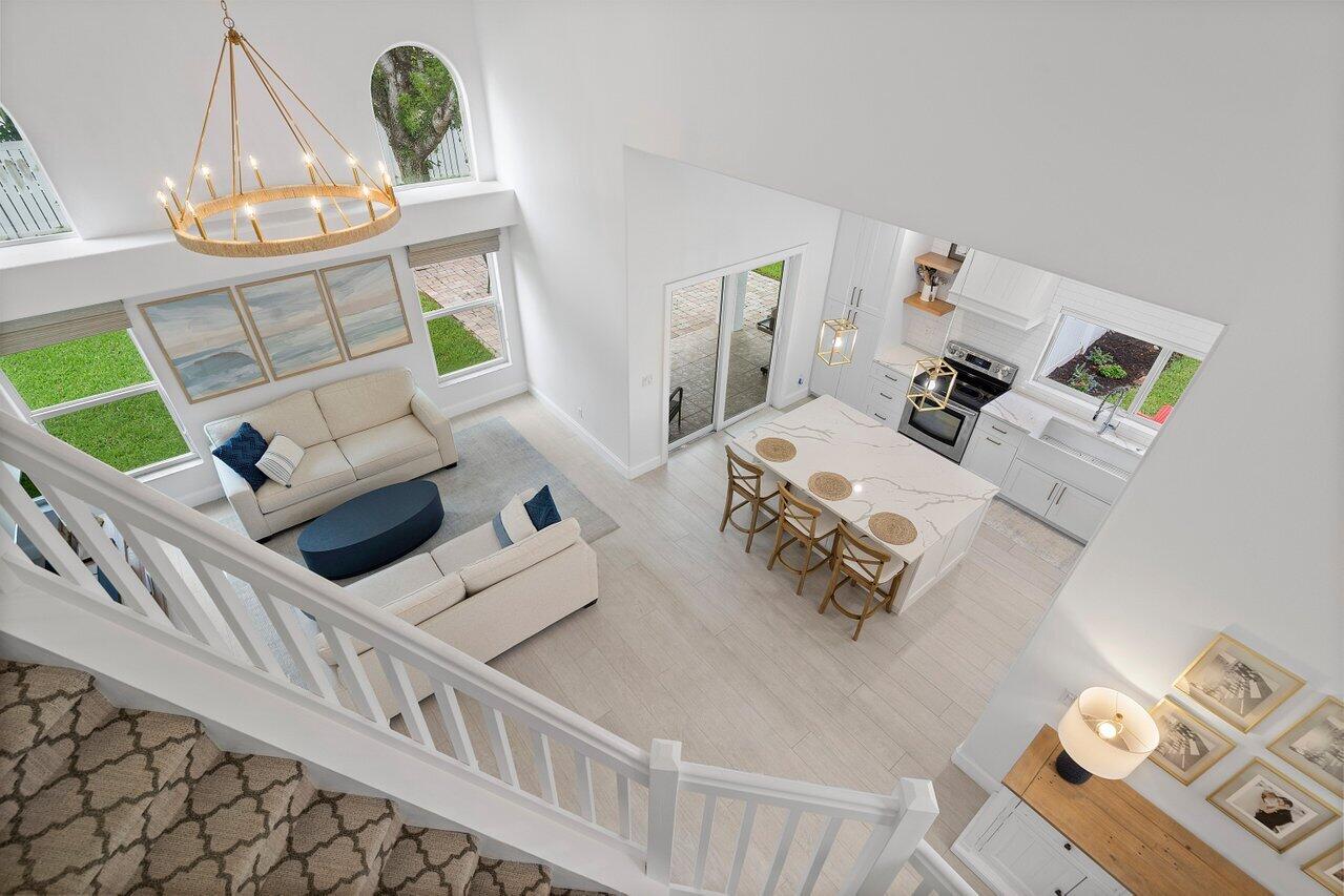 1182 Canoe Point Delray Beach, FL 33444 - Photo 20 of 46 a living room with furniture