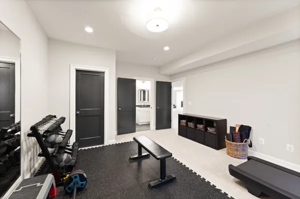 $2,550,000 | 8621 McHenry Street, Vienna, VA 22180
