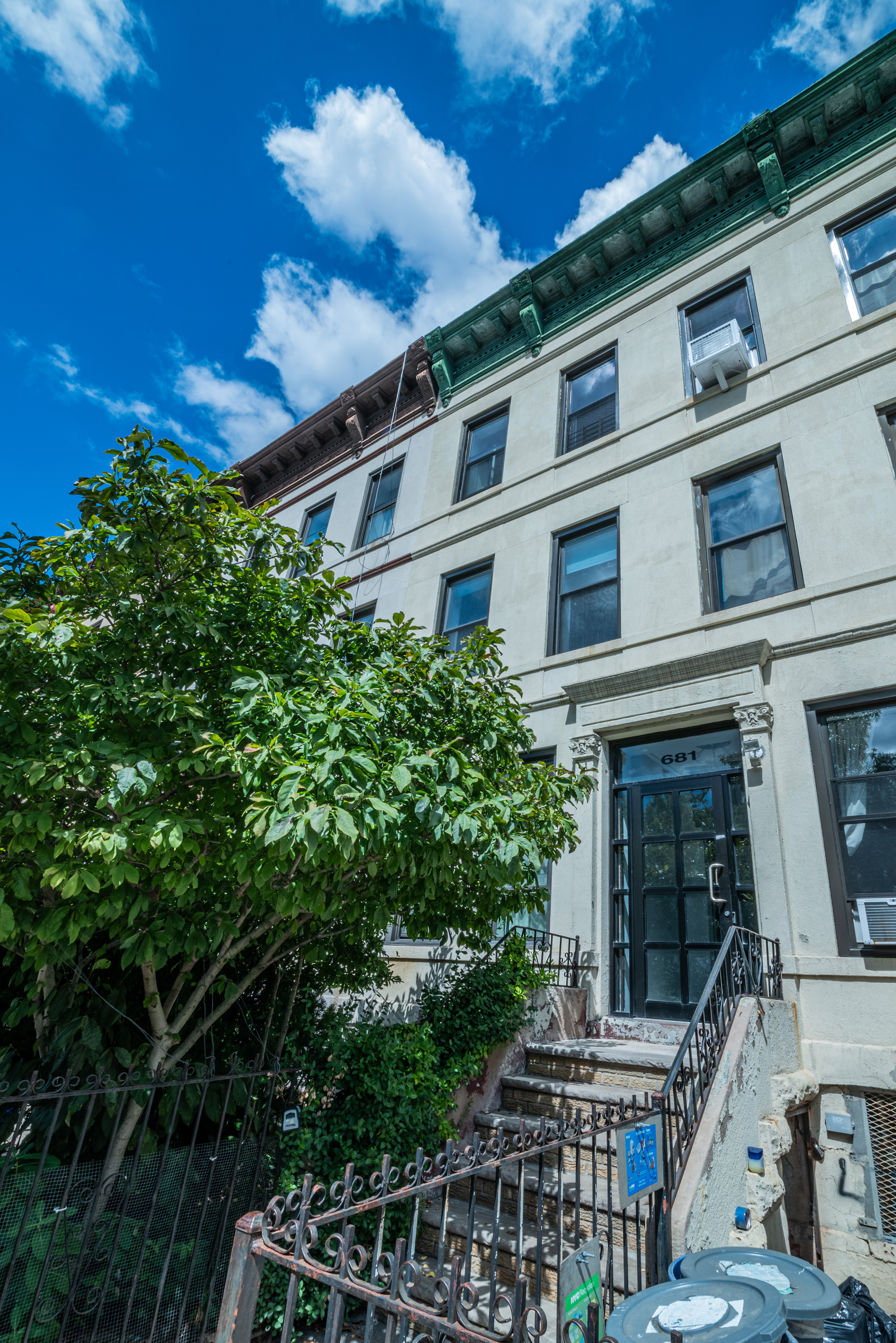 681 Sterling Place, Unit 2L Brooklyn, NY 11216 - Photo 8 of 8 a front view of a house with plants