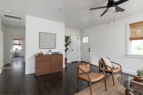 $400,000 | 1104 Matthews Place, Unit B, Nashville, TN 37206