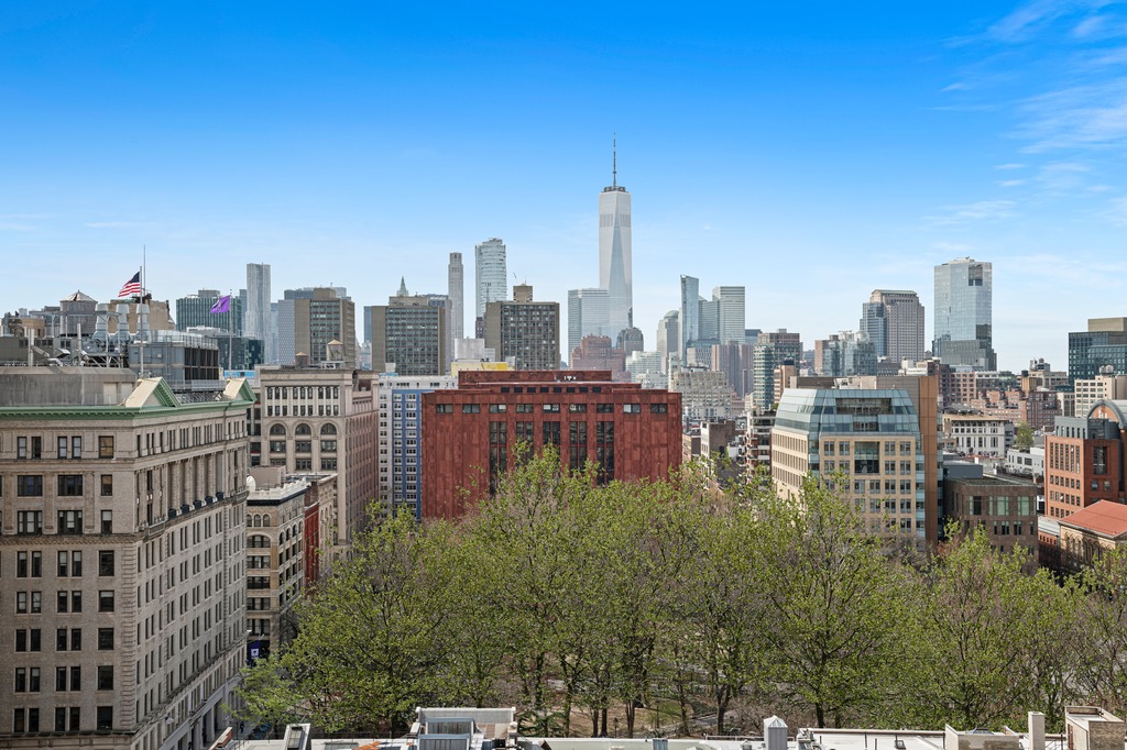 20 East 9th Street, Unit 20F Manhattan, NY 10003 - Photo 3 of 34
