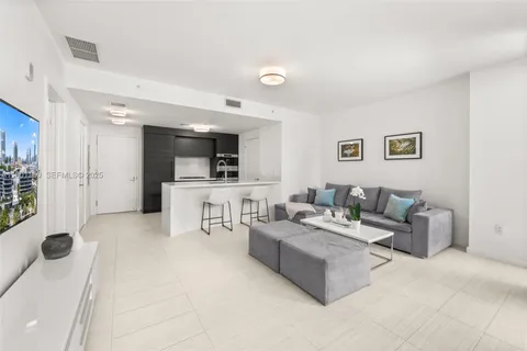 $1,299,000 | 1 Collins Avenue, Unit 108, Miami Beach, FL 33139