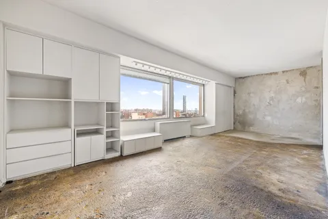 $499,995 | 180 Park Row, Unit 25E | Civic Center