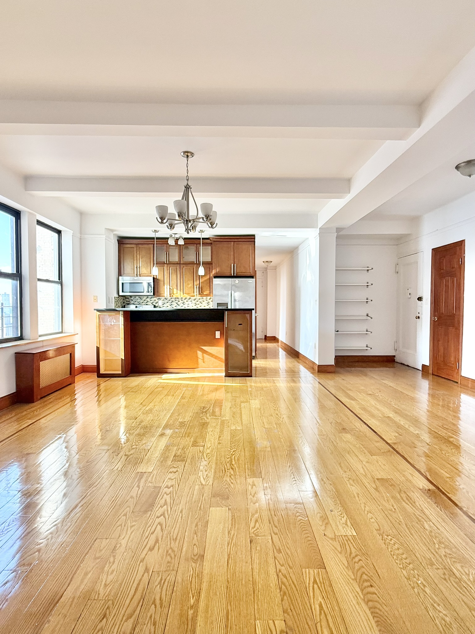 675 West End Avenue, Unit 12A Manhattan, NY 10025 - Photo 3 of 15 a view of a living room