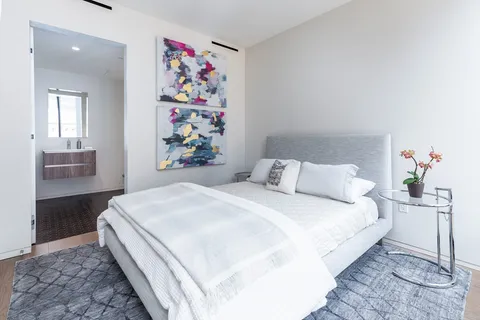 $2,995,000 | 10 Farnsworth Street, Unit 3A, Boston, MA 02210