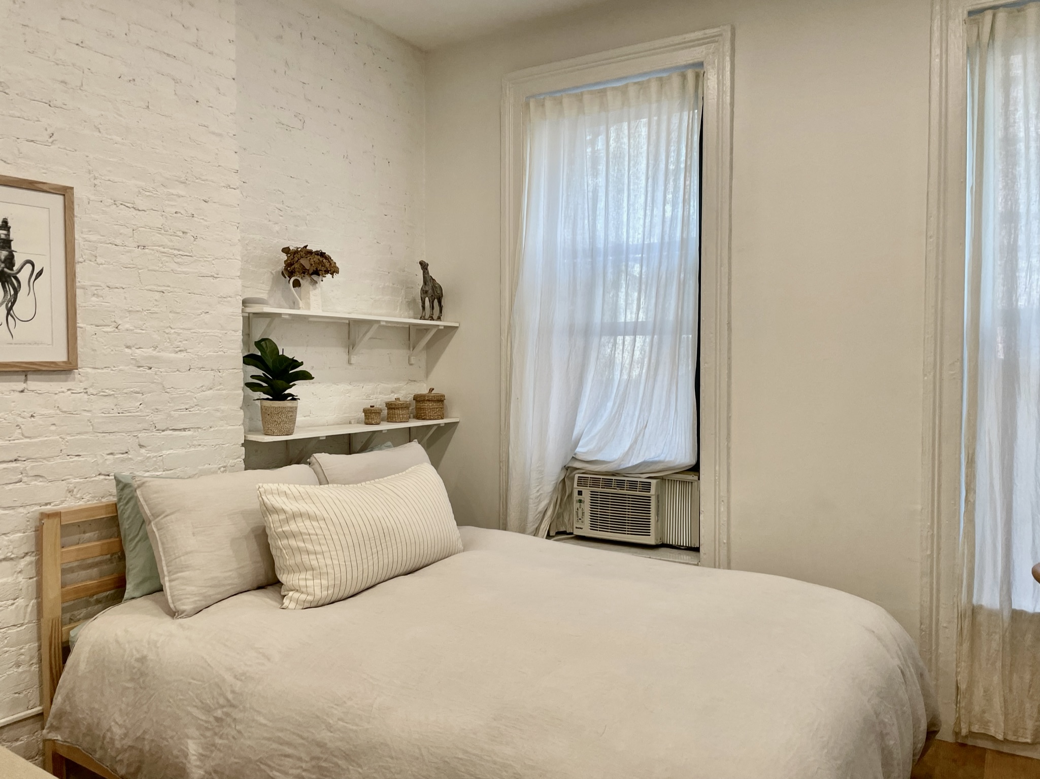 147 Sullivan Street, Unit 2C Manhattan, NY 10012 - Photo 4 of 6