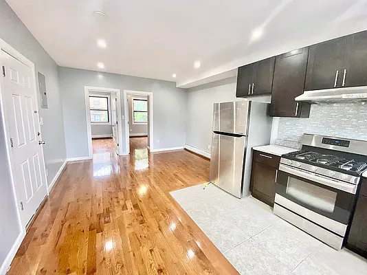 149 17th Street, Unit 3 Brooklyn, NY 11215 - Photo 1 of 7 Gallery Image 1