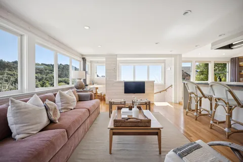 $3,680,000 | 40 Laurel Avenue, Stinson Beach, CA 94970