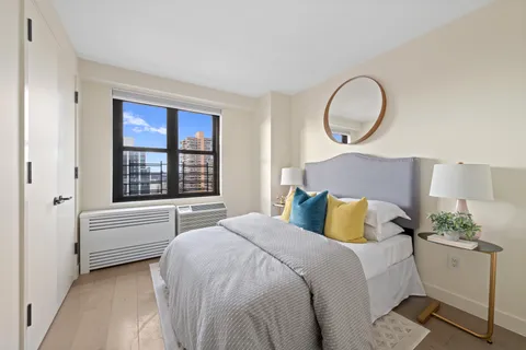 $1,540,000 | 175 West 95th Street, Unit 19F | Upper West Side