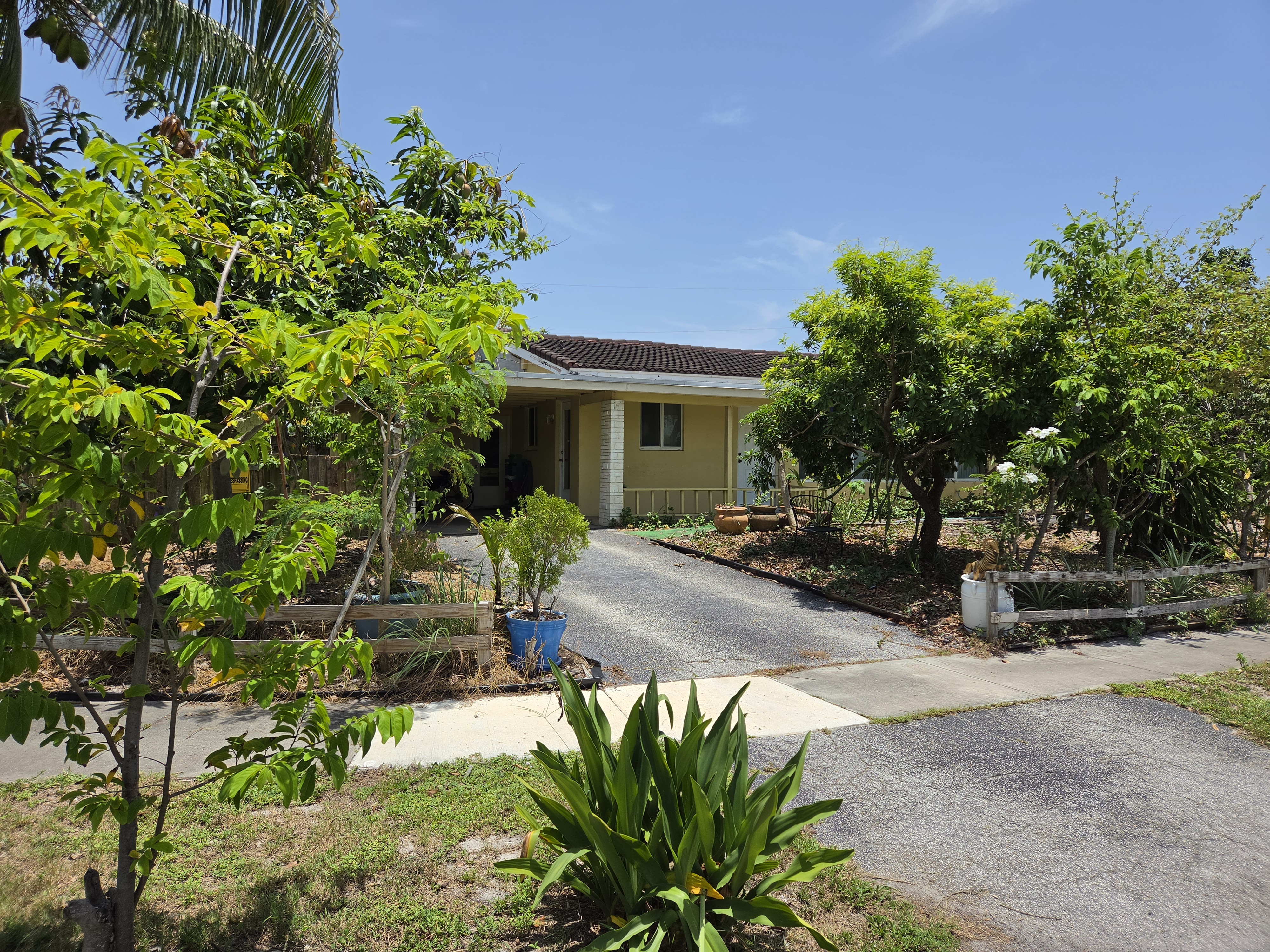 2171 Northeast 5th Avenue Boca Raton, FL 33431 - Photo 2 of 9