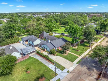 $725,000 | 1415 Foster Street, Lake Charles, LA 70601