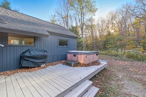 $1,275,000 | 75 West Branch Road, Waterville Valley, NH 03215