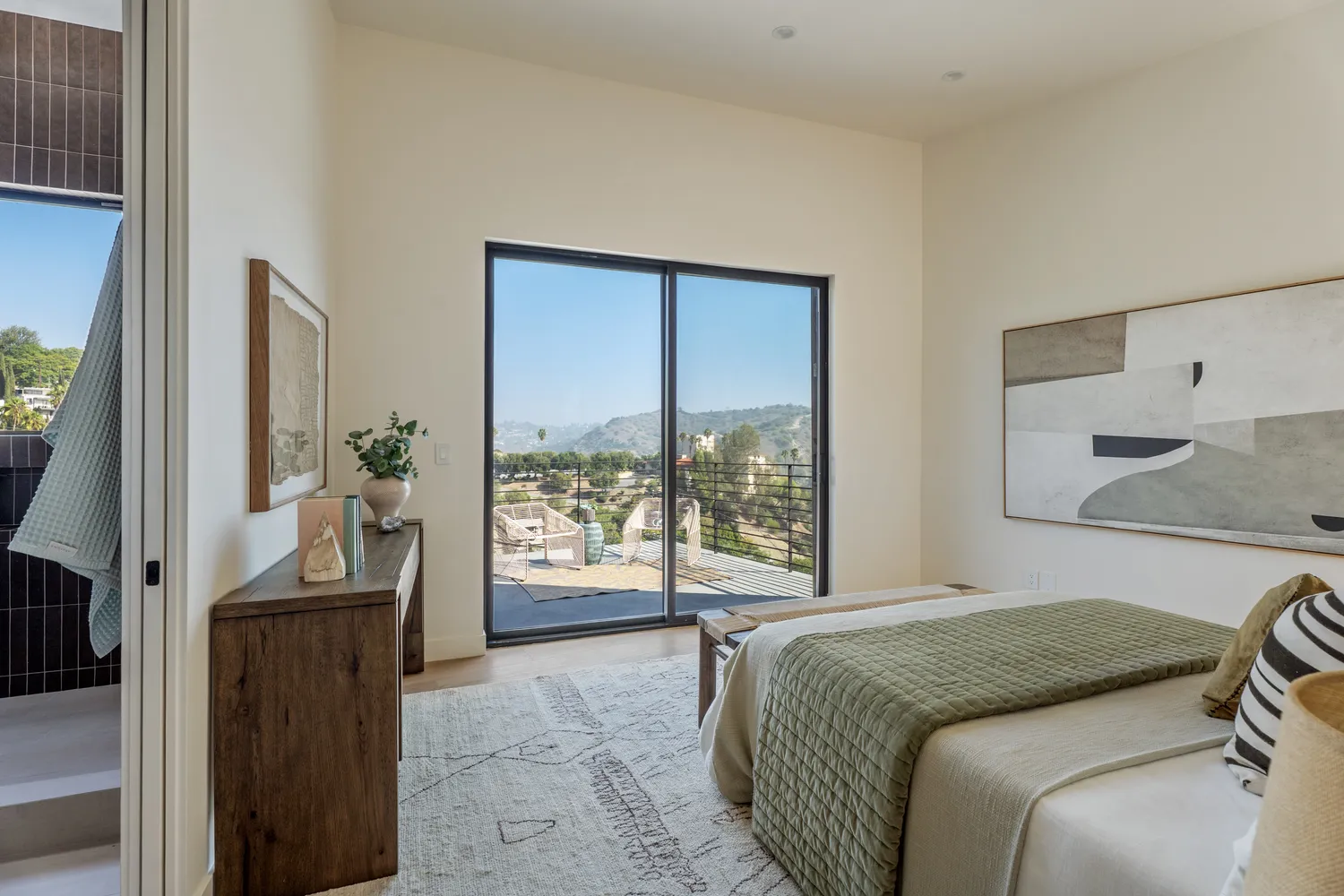 $1,850,000 | 4691 Glenalbyn Drive, Los Angeles, CA 90065