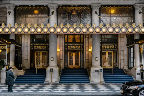 $23,000,000 | 1 Central Park South, Unit 909913 | Central Park South