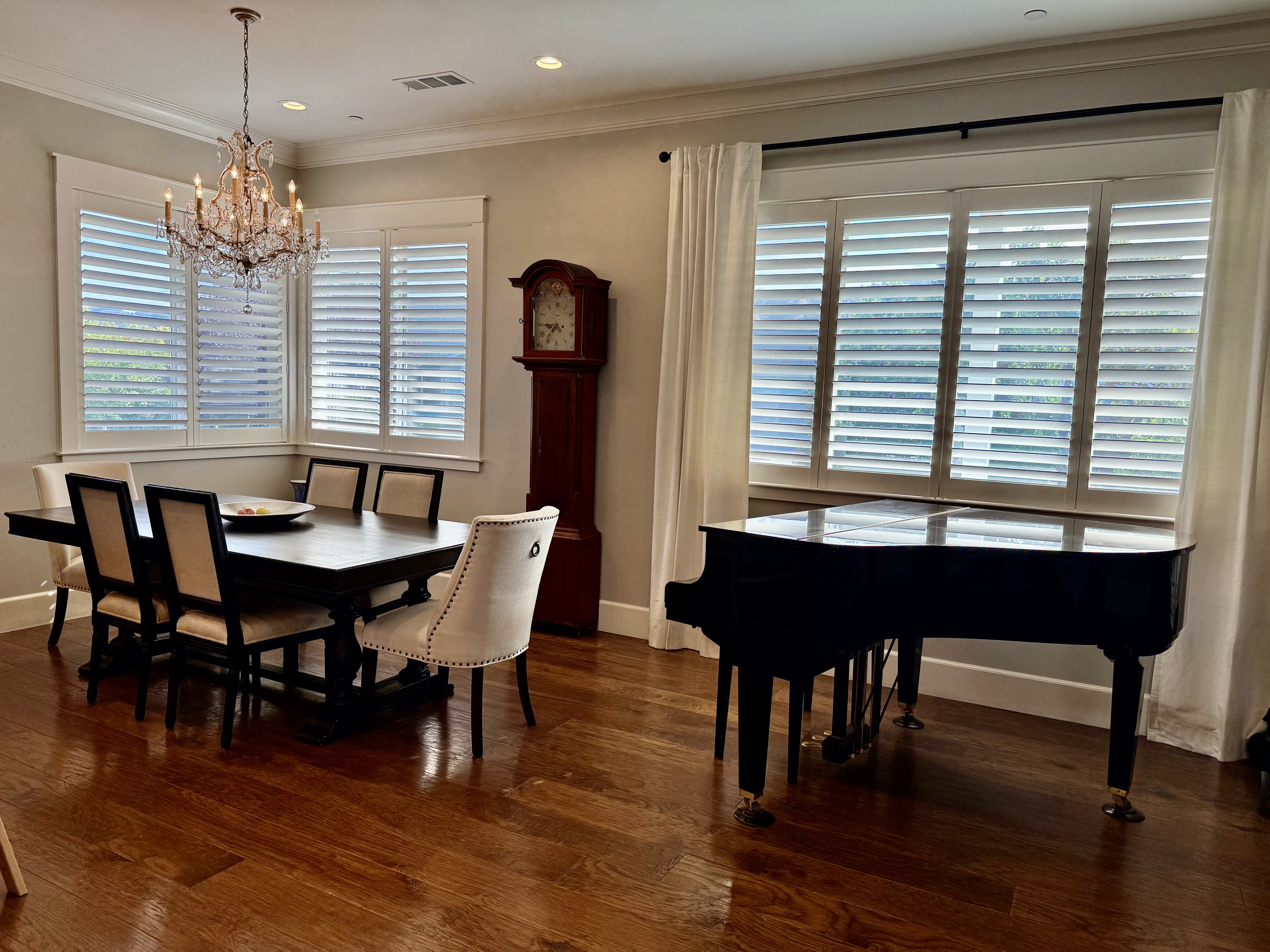 4551 Brighton Drive Santa Rosa, CA 95403 - Photo 5 of 26 a view of a dining room with furniture window and wooden floor