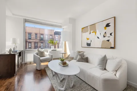 $1,200,000 | 425 East 13th Street, Unit 6J | East Village