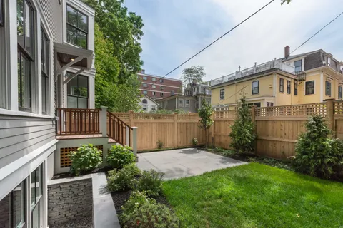 $2,795,000 | 22 Clinton Street, Unit 22, Cambridge, MA 02139