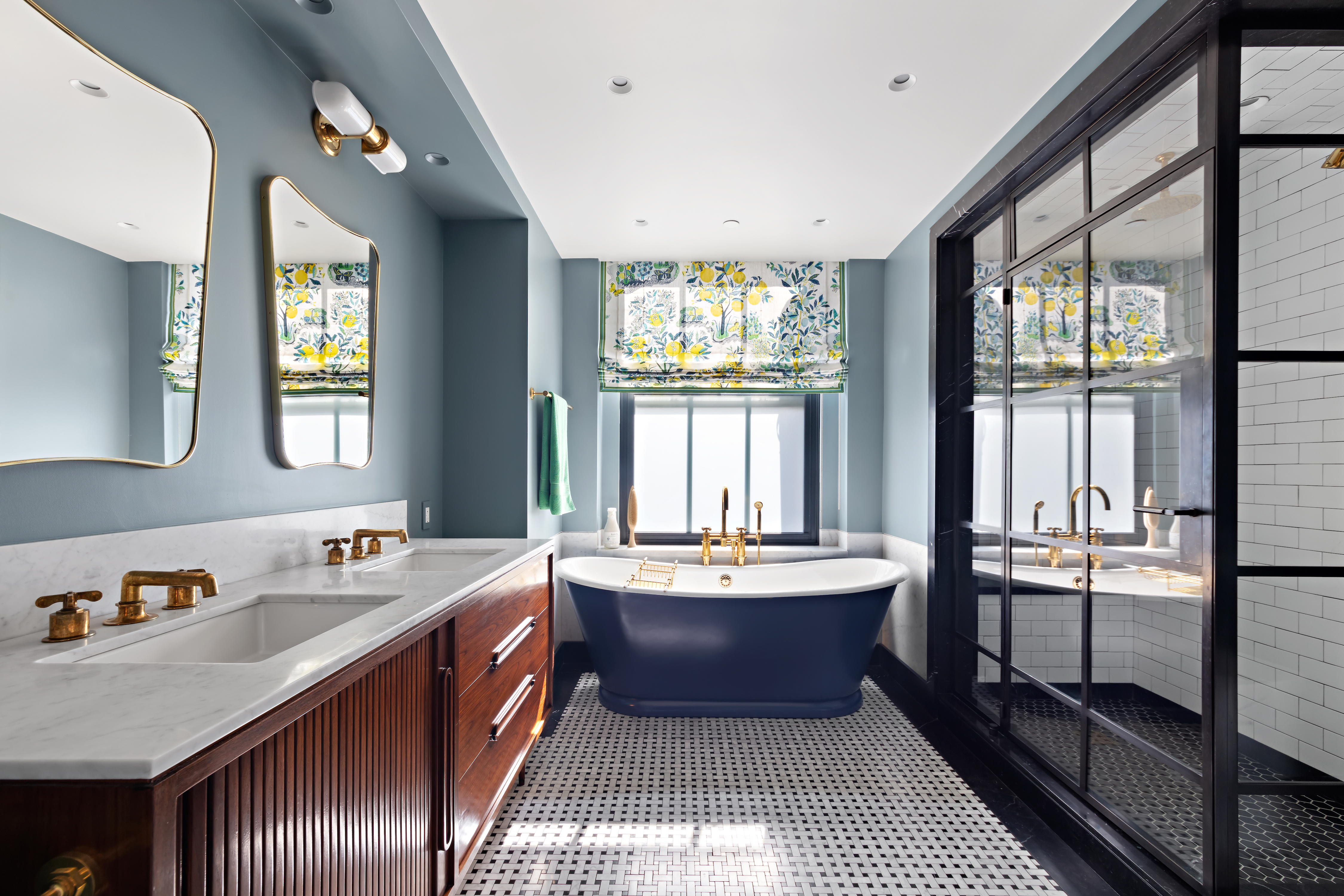 147 Waverly Place, Unit 5E Manhattan, NY 10014 - Photo 10 of 18