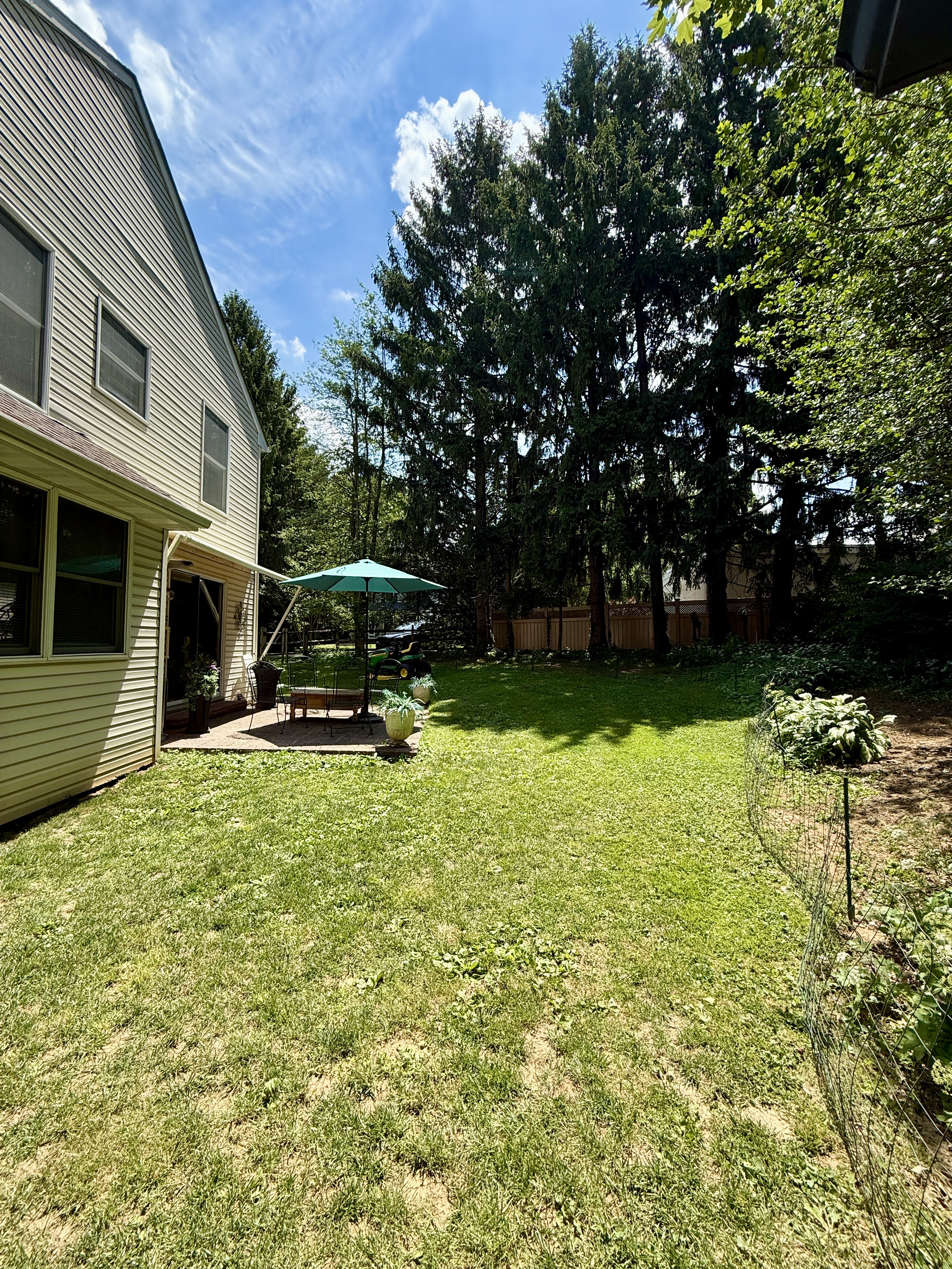 369 Sugartown Road Wayne, PA 19087 - Photo 3 of 6