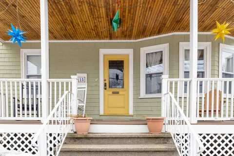 $950,000 | 15 Lafayette Street, Unit 2, Arlington, MA 02474