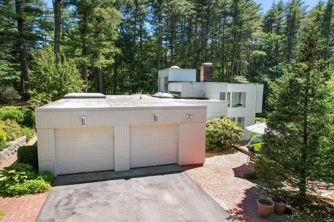 336 Deacon Haynes Road Concord, MA 01742 - Photo 3 of 5 Gallery Image 3