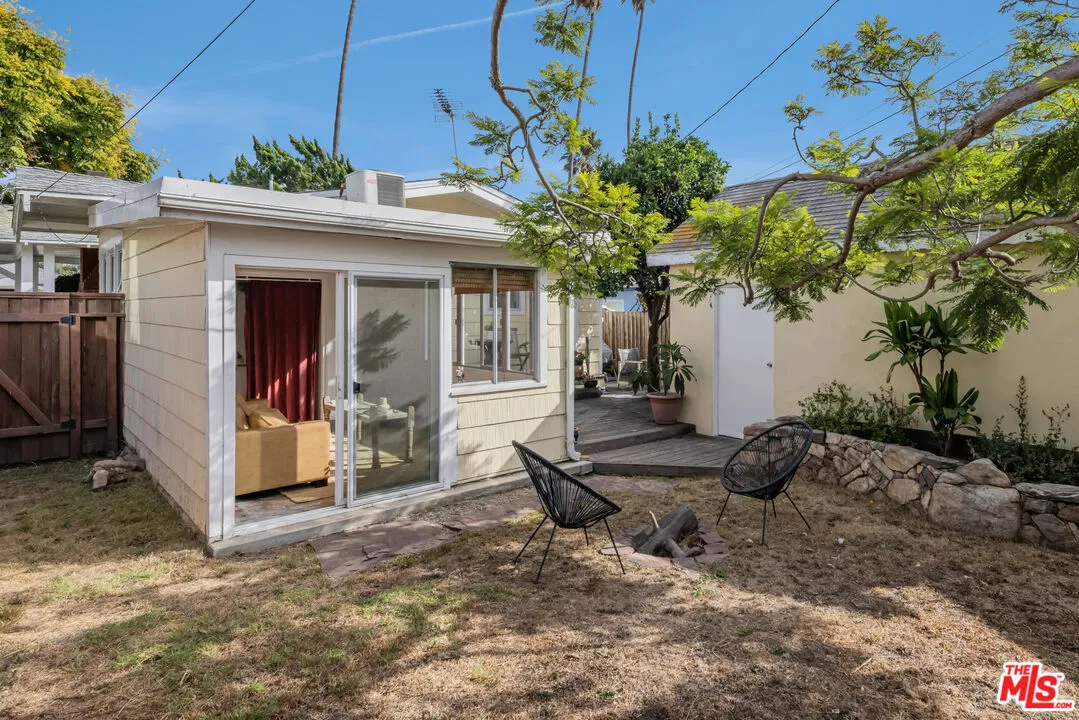 $1,650,000 | 703 Boccaccio Avenue, Venice, CA 90291