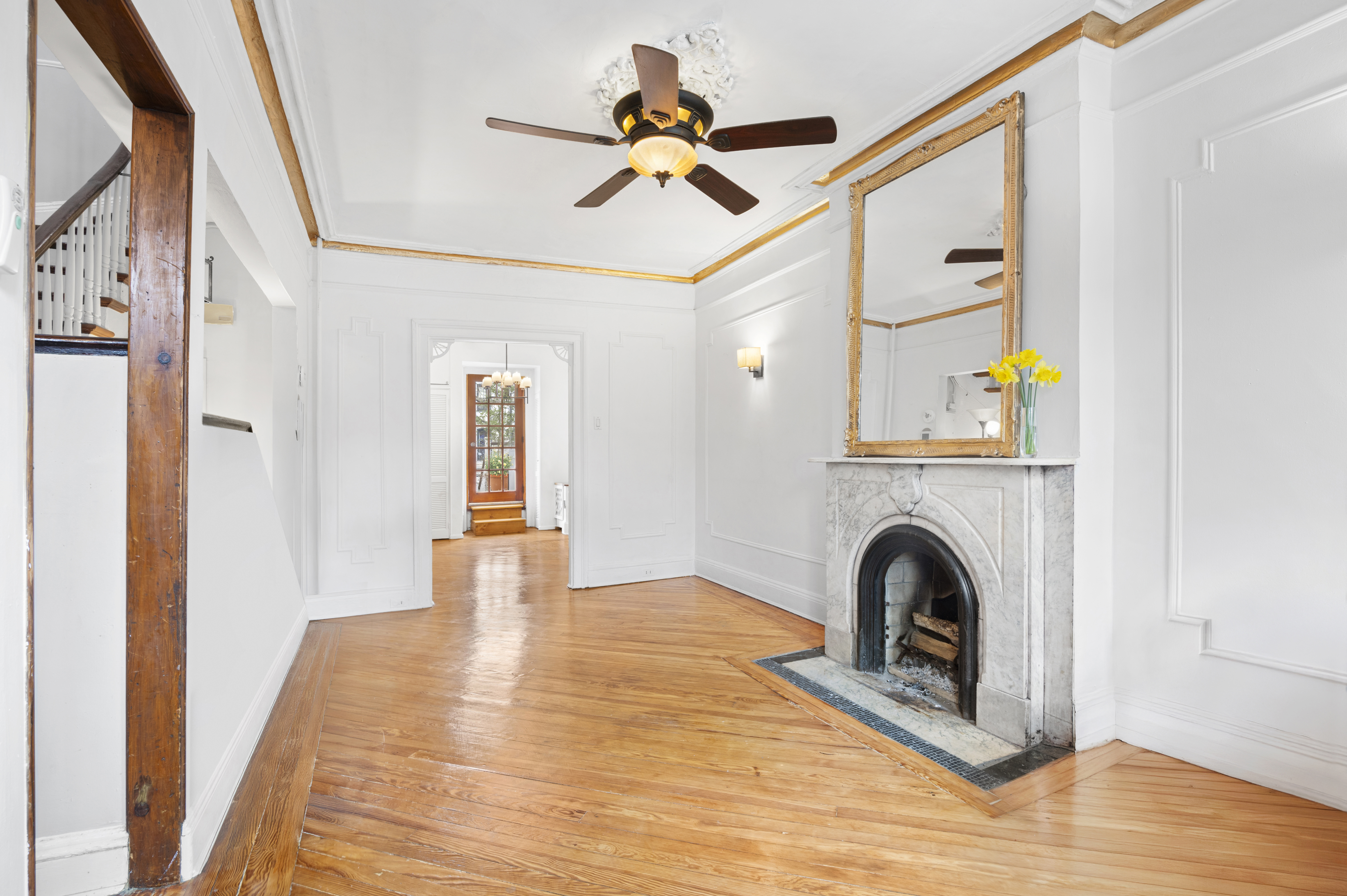 457 Warren Street Brooklyn, NY 11217 - Photo 5 of 16 a view of livingroom with washer and dryer