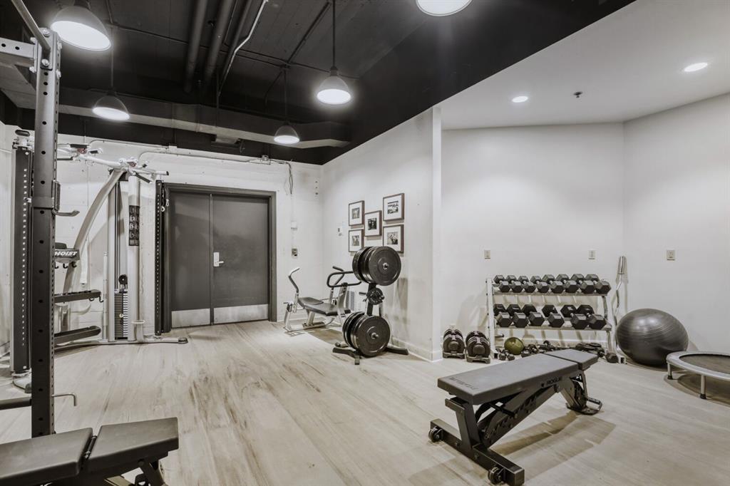 710 Colorado Street, Unit 9E Austin, TX 78701 - Photo 17 of 30