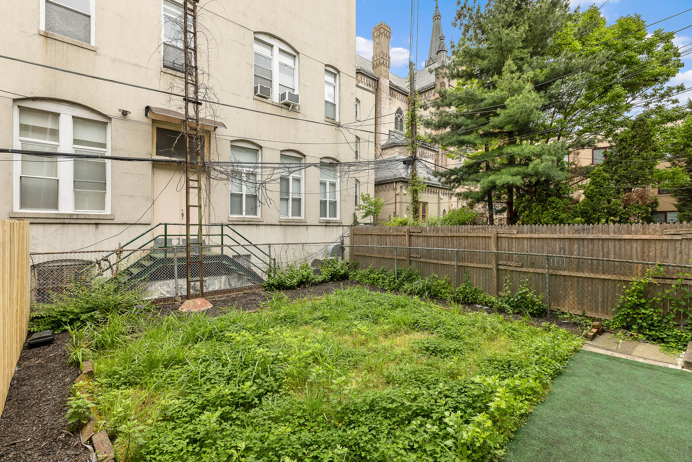 39 Broome Street Brooklyn, NY 11222 - Photo 14 of 16 front view of a house with a yard