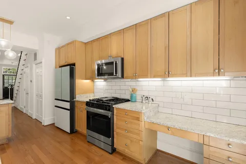 $1,350,000 | 502 12th Street Northeast, Washington, DC 20002